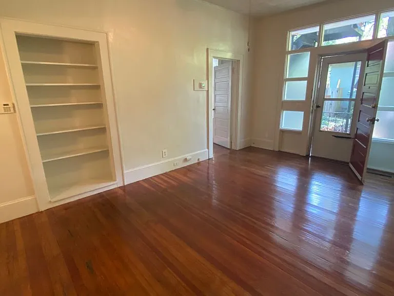 1222 Broad St #D — Photo 4
