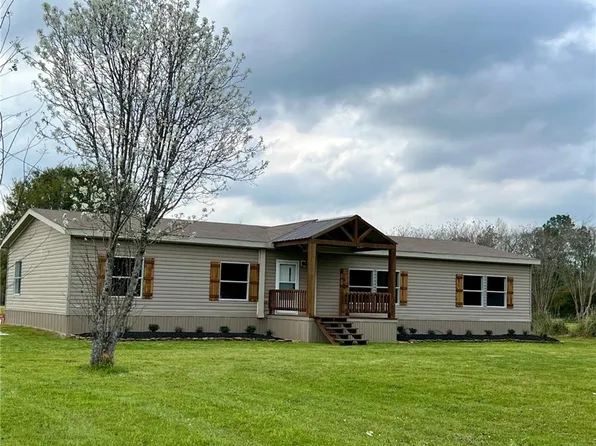 2206 E River Rd, Oakdale, LA 71463