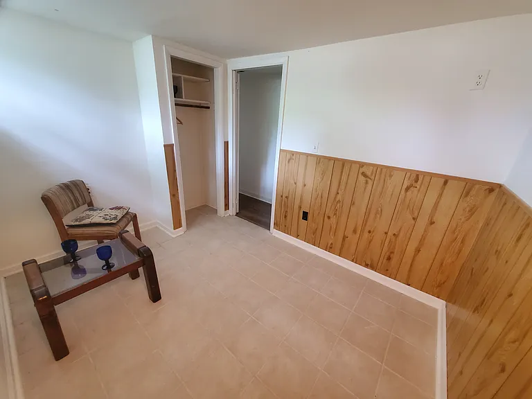 10204 Rodgers Rd — Photo 2