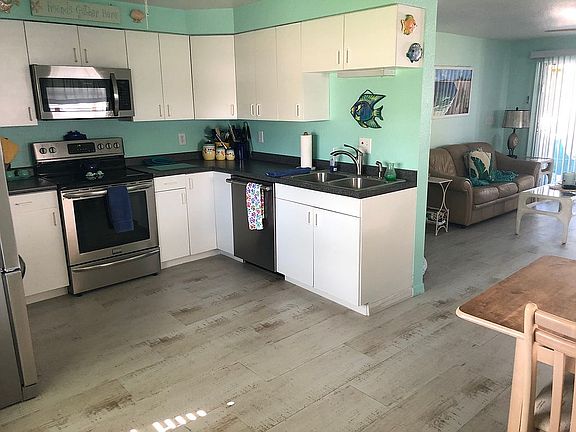 2nd image of 3060 8th Ave