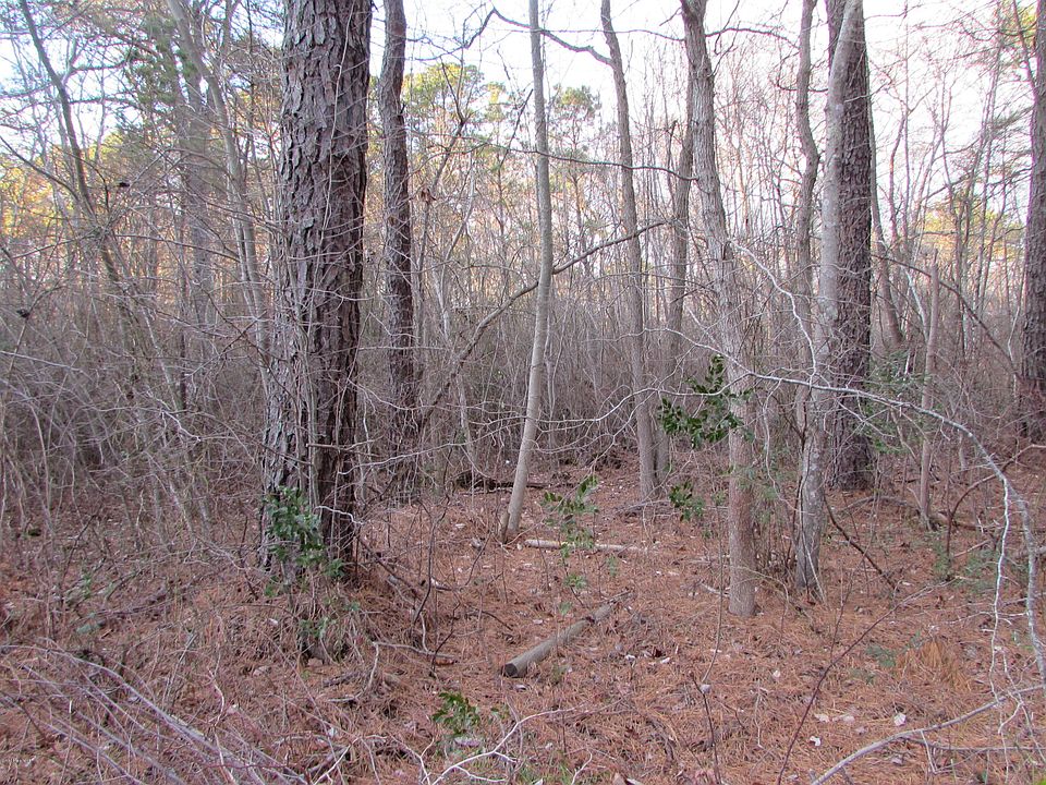 1st image of 33 Tiller Dr