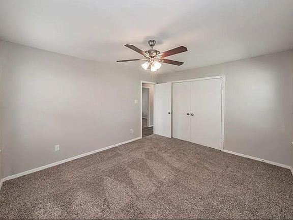 5th image of 2914 Scottsbluff Dr #1