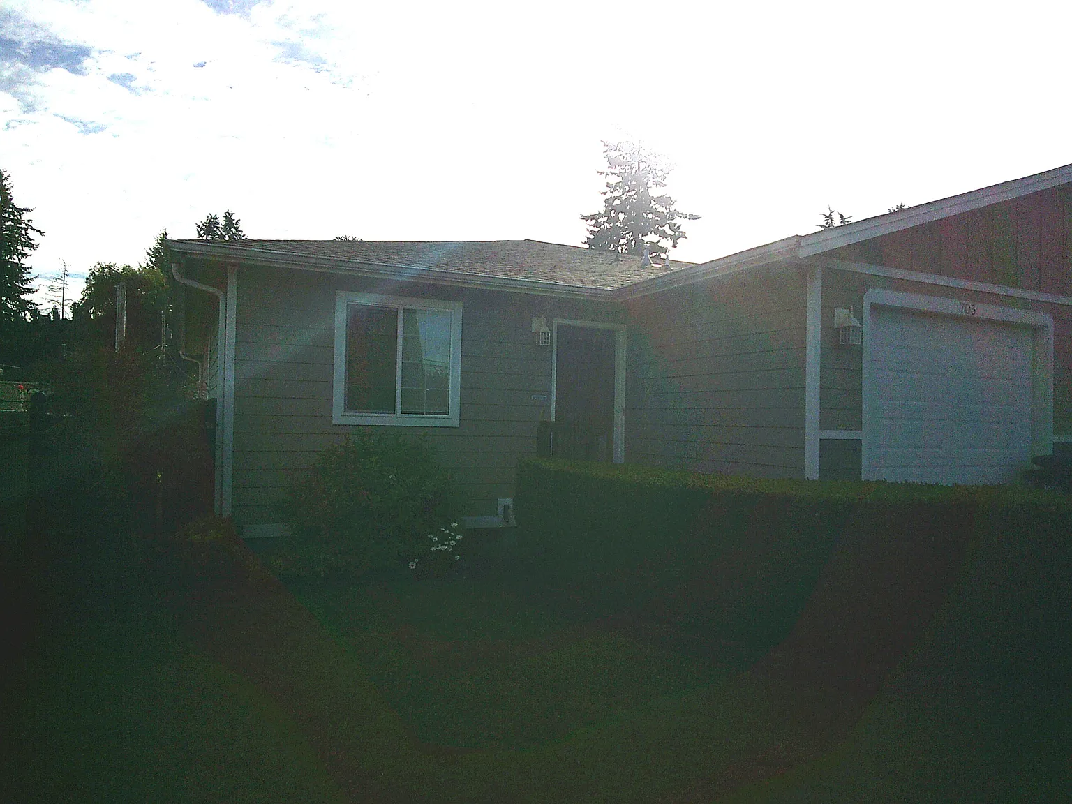 2 bed, 900 sqft, $1,875 — Photo 1