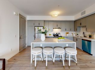 The Greenly, Los Angeles, CA 90035