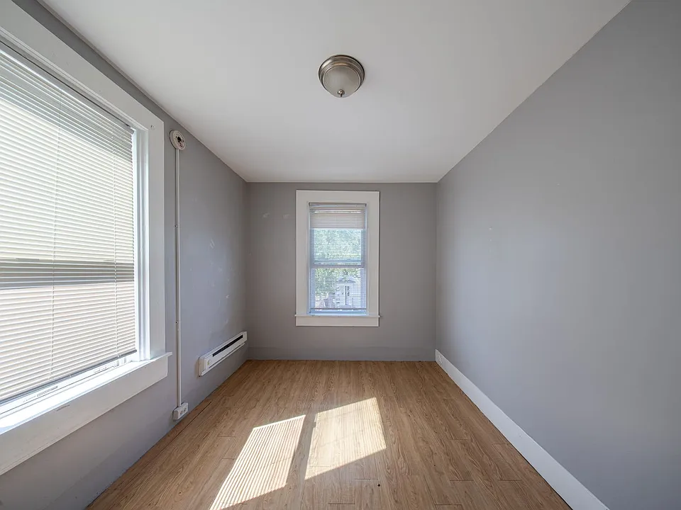 315 Cedar St