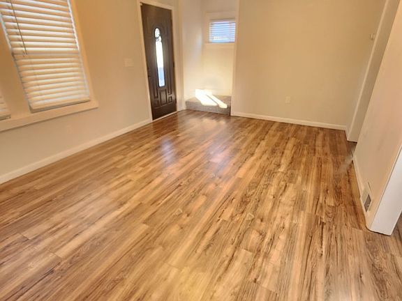 5th image of 8211 Brinsmade Ave