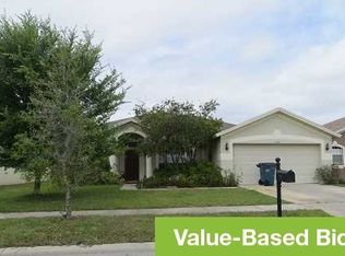 6737 Pine Springs Dr, Zephyrhills, FL 33545
