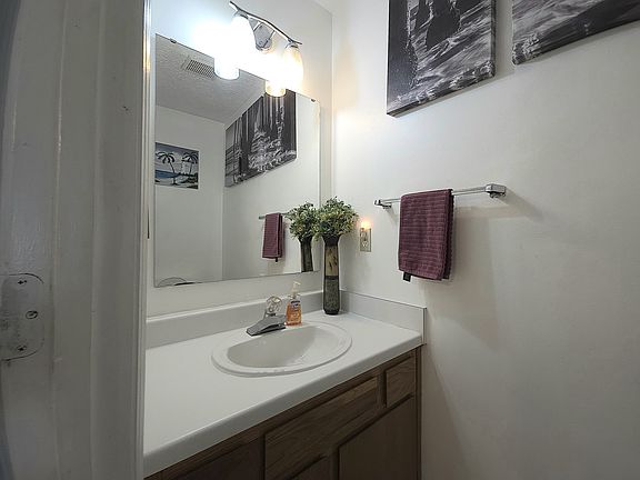 5th image of 1025 Carolina Rd APT Dd2
