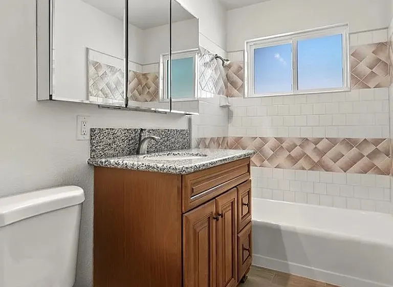 45122 Date Ave #45122 — Photo 2