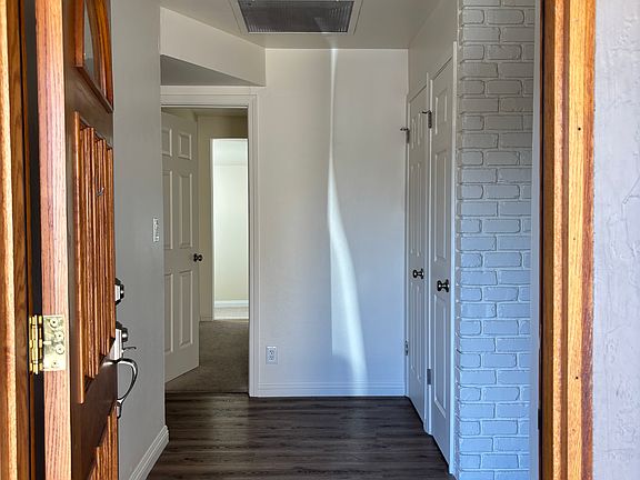 2nd image of 2459 Schubert Ave