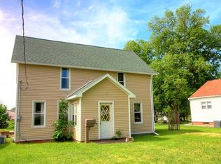 623 E 10th St, Gibson City, IL