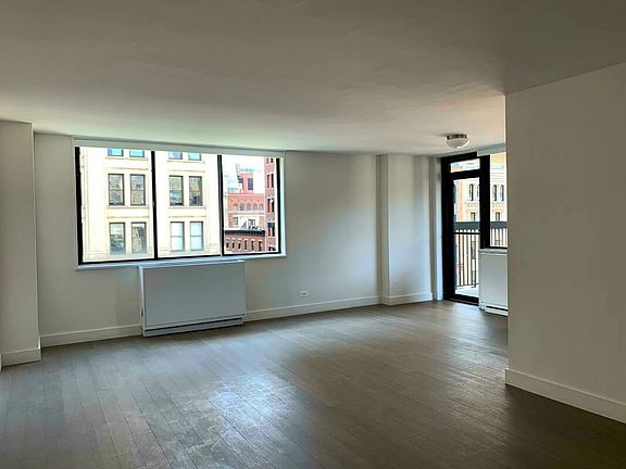 4th image of 300 Mercer St APT 5J