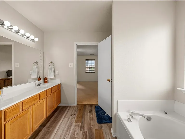 5004 Senator Dr — Photo 19