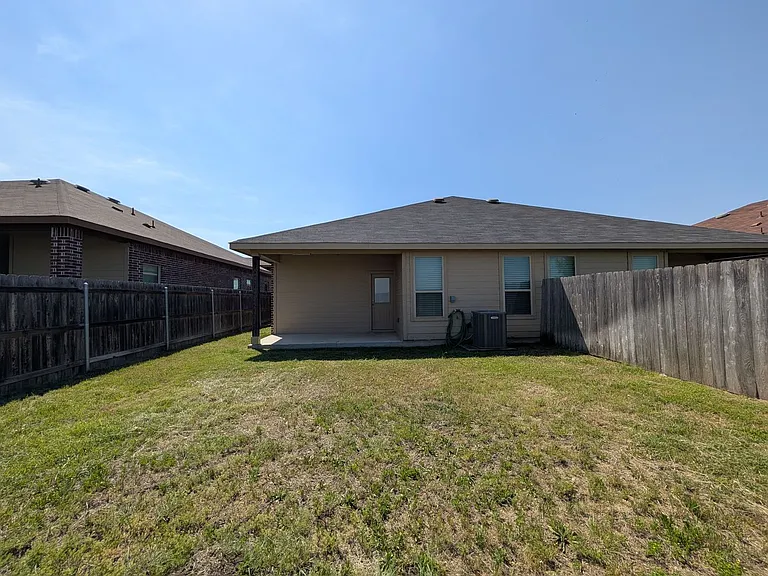367 Creekside Curv — Photo 26