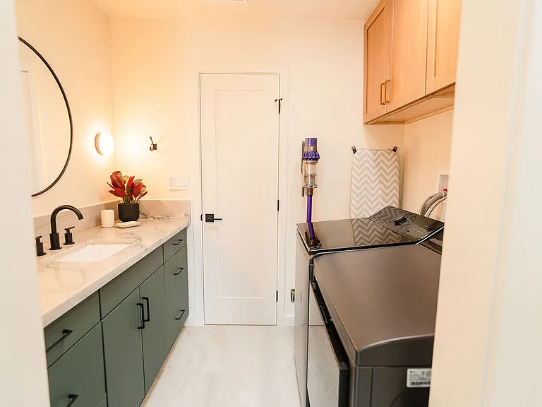 10461 Shadyridge Dr — Photo 15