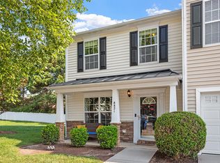 8821 Thornton Town Pl, Raleigh, NC 27616