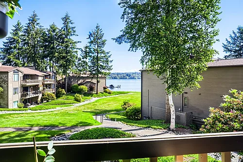 17444 NE 40th Pl #D4 Photo 1 17444 NE 40th Pl #D4 Photo 1