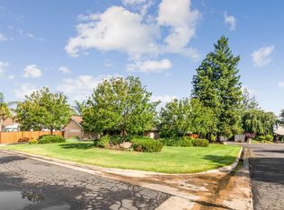 1985 Santa Ana Ave, Clovis, CA 93611