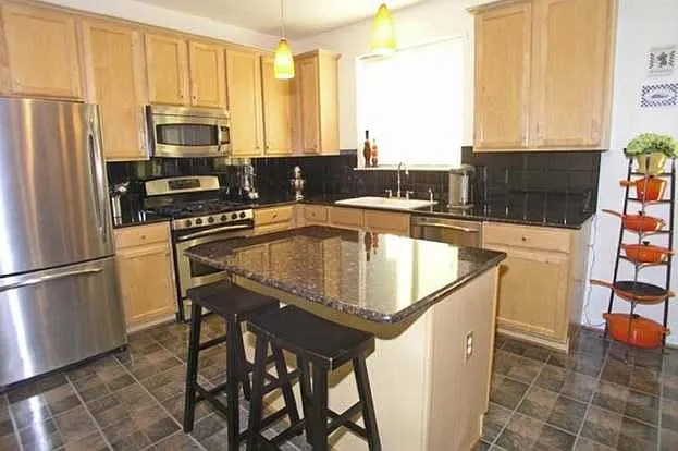 12952 Park Crescent Cir — Photo 7