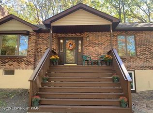 90 Midway Dr, Jim Thorpe, PA 18229