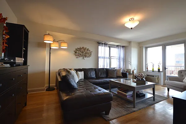 Rented by Silverstein Collection LLC  | media 1