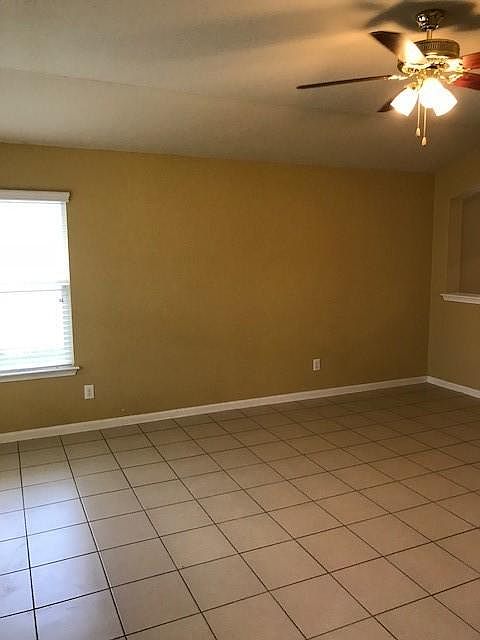 1st image of 76 Spectrum Dr
