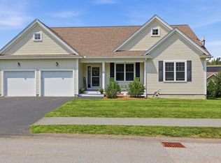 42 Diamondback Avenue, Nashua, NH 03062