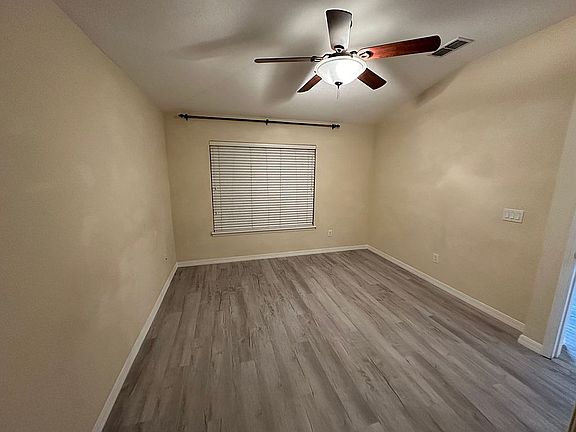 5th image of 3211 San Jacinto Cir