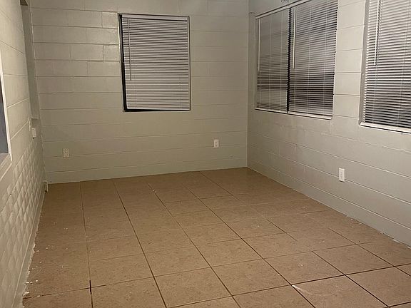 3rd image of 5155 Palamino Way