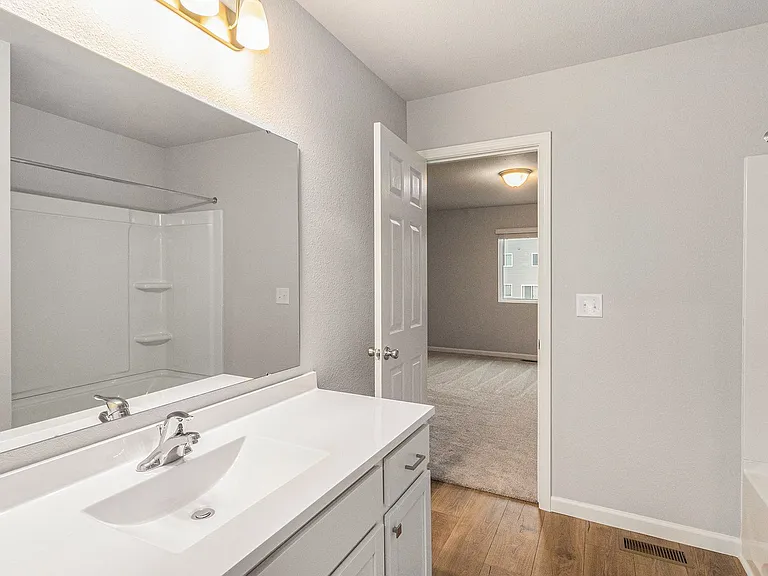 7669 Courtyard Pl — Photo 19