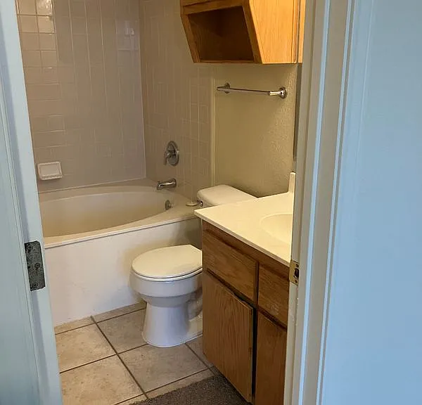 2606 Lucille Dr #B — Photo 13