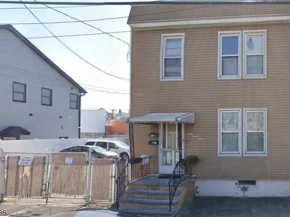 125 Malvern St, Newark City, NJ 07105