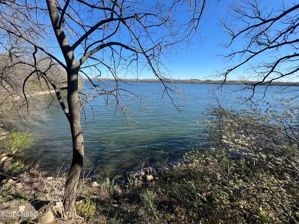 48110 Bay View Rd, Big Stone City, SD 57216