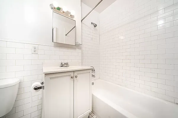 Rented by Living New York | media 4