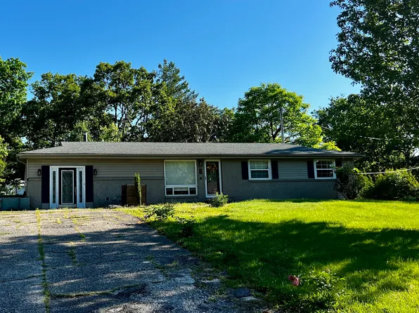 33 Westwood Dr, Mount Vernon, IL 62864