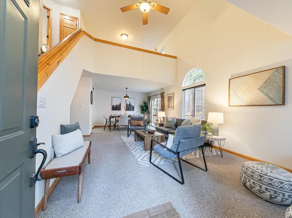 12473 Northwoods Blvd #2, Truckee, CA 96161