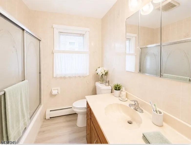 3 bed, $2,800 — Photo 4