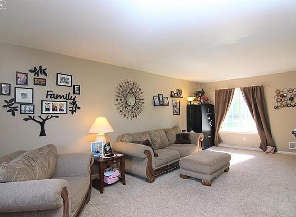 4th image of 5379 Tall Oaks Dr