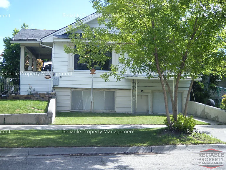 380 L St — Photo 1