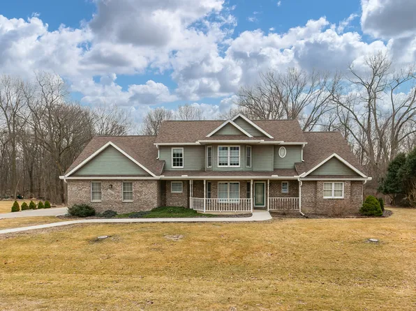 1924 Brierwood Ln, Port Byron, IL 61275