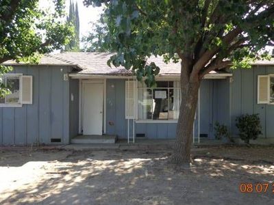 724 N Hall St, Visalia, CA, 93291