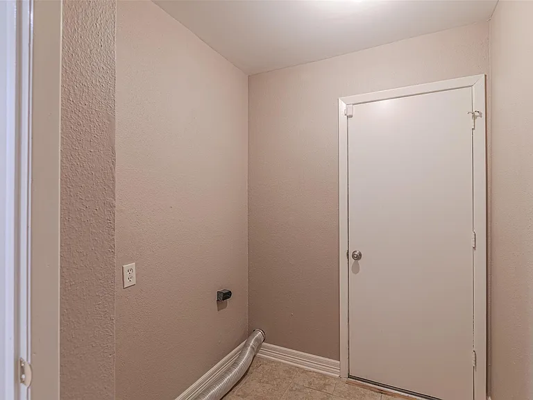 18506 Creekfield Ct — Photo 26