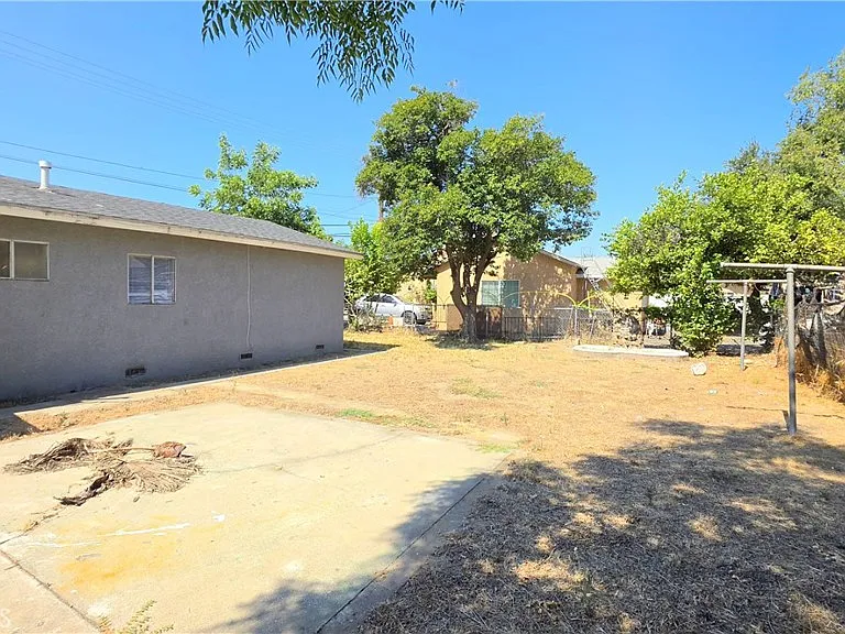 13666 Arrow Blvd — Photo 18