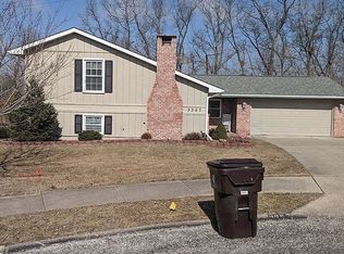 3357 W Lexington Ct, Peoria, IL