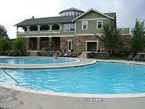 Clubhouse w/5 sep. Pools!