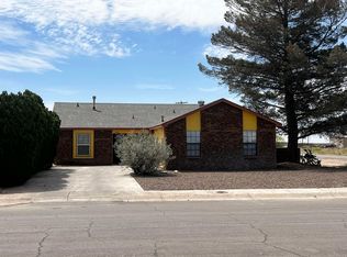 1497 Lindberg Ave, Alamogordo, NM 88310