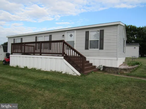 4226 Leah Ave, Dover, PA 17315