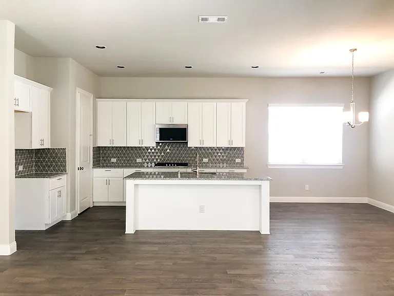17644 Bottlebrush Dr — Photo 3