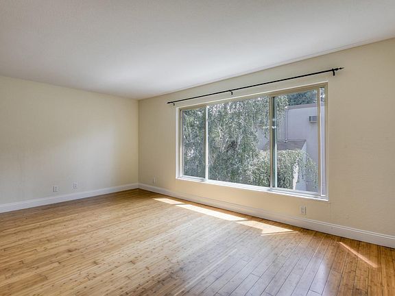 5th image of 4425 Norwalk Dr APT 6