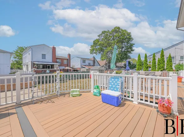 2150 Royce Street image 30 of 36